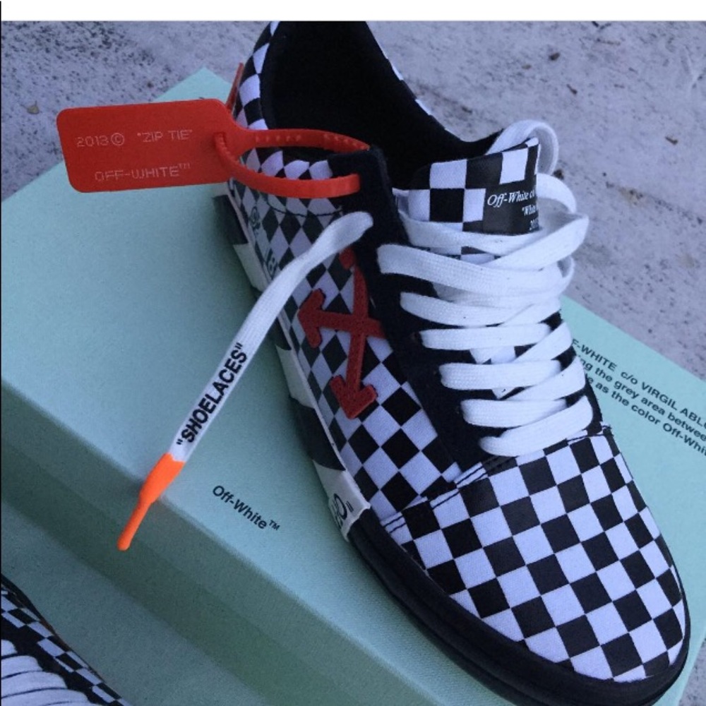 Off white low top sneakers